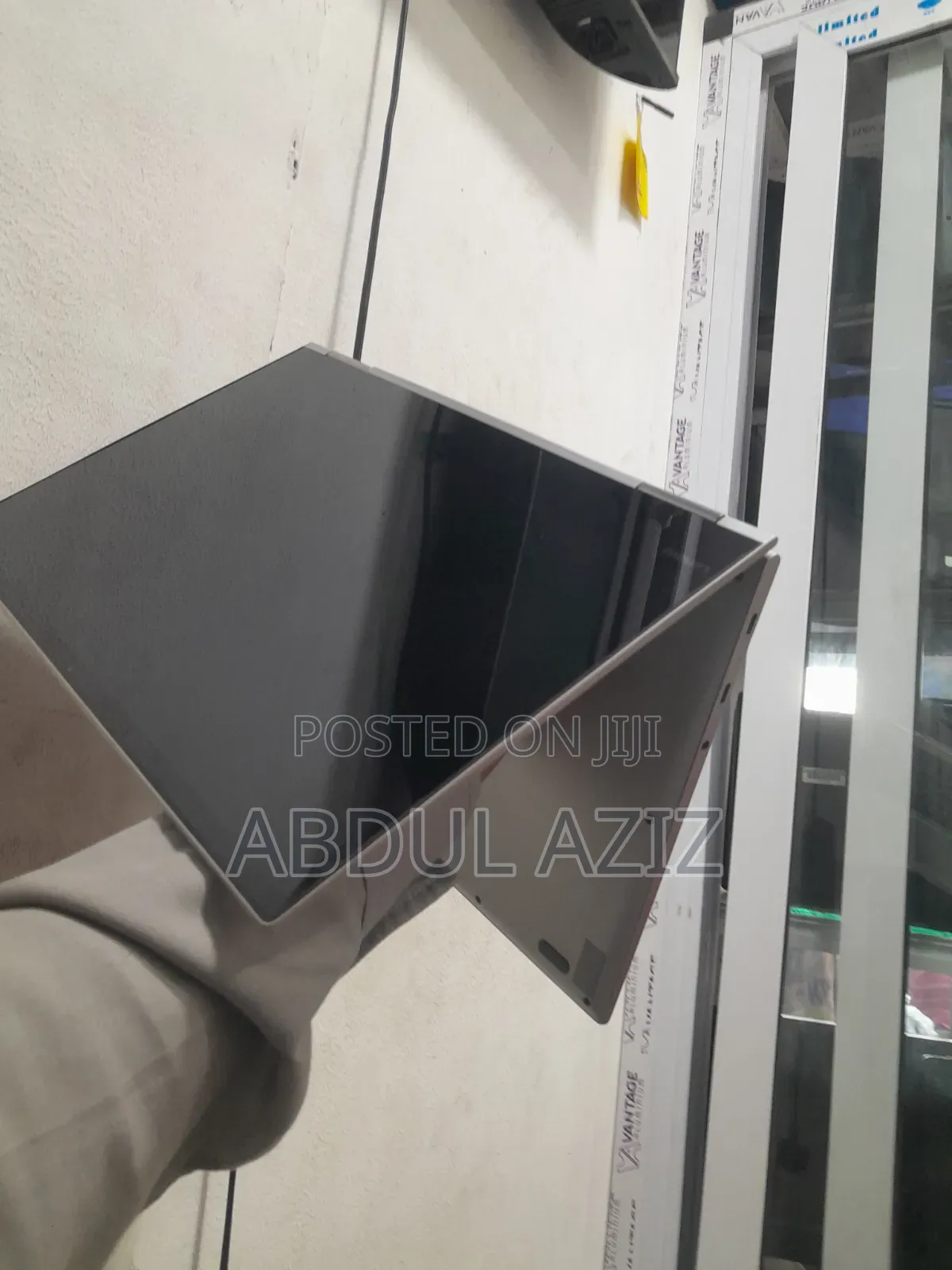 Laptop Lenovo Yoga 730 8GB Intel Core i5 SSD 256GB
