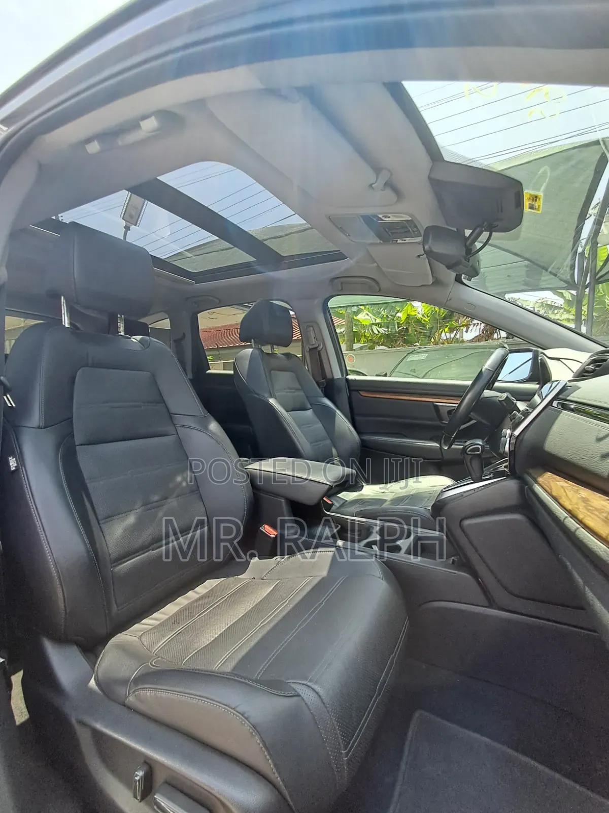 Honda CR-V Touring AWD 2019 Gray