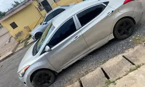Hyundai Elantra 2013 Silver