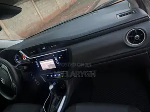 Toyota Corolla 2017 Gray