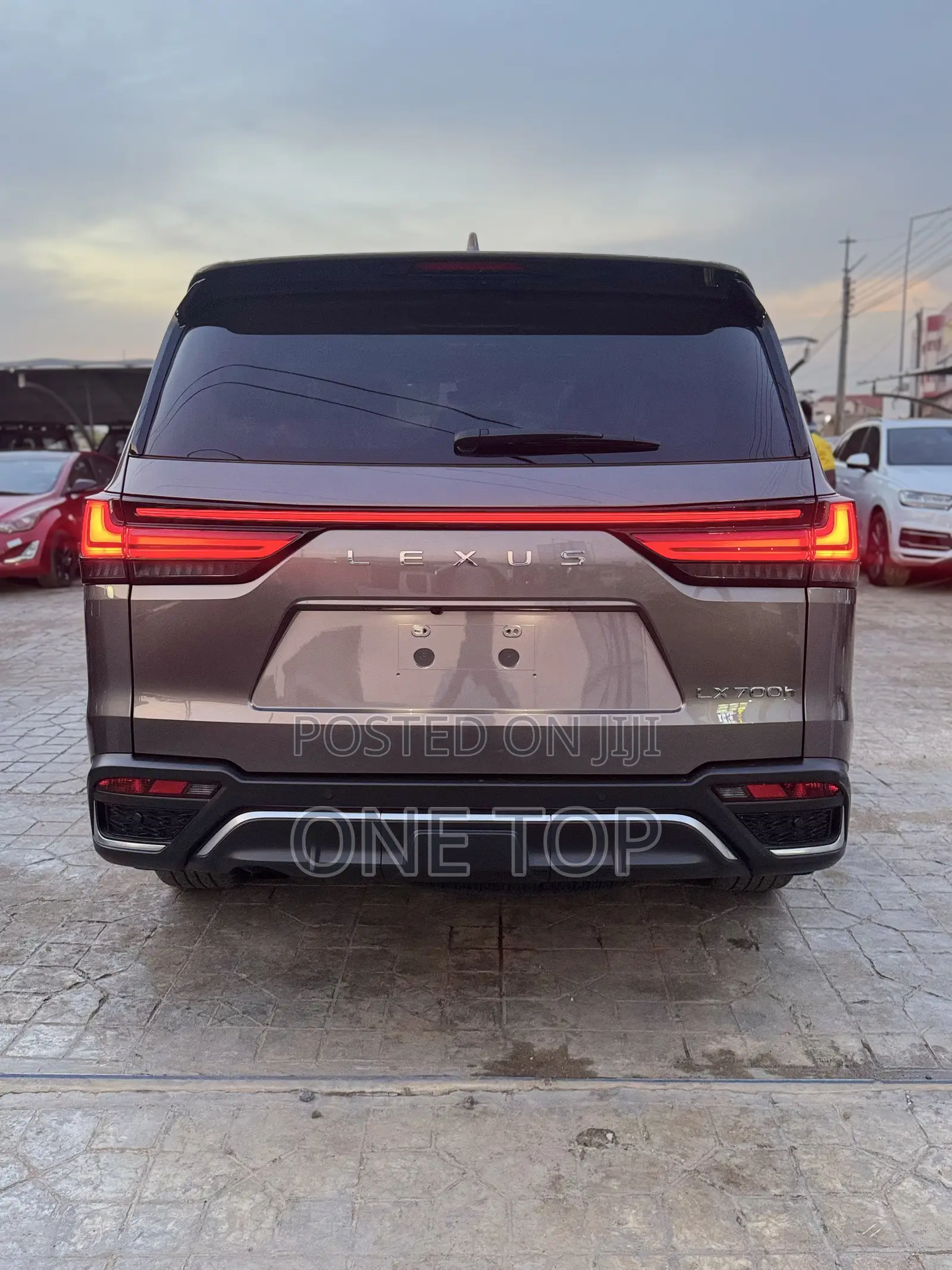 New Lexus LX 700h 2025 Gold