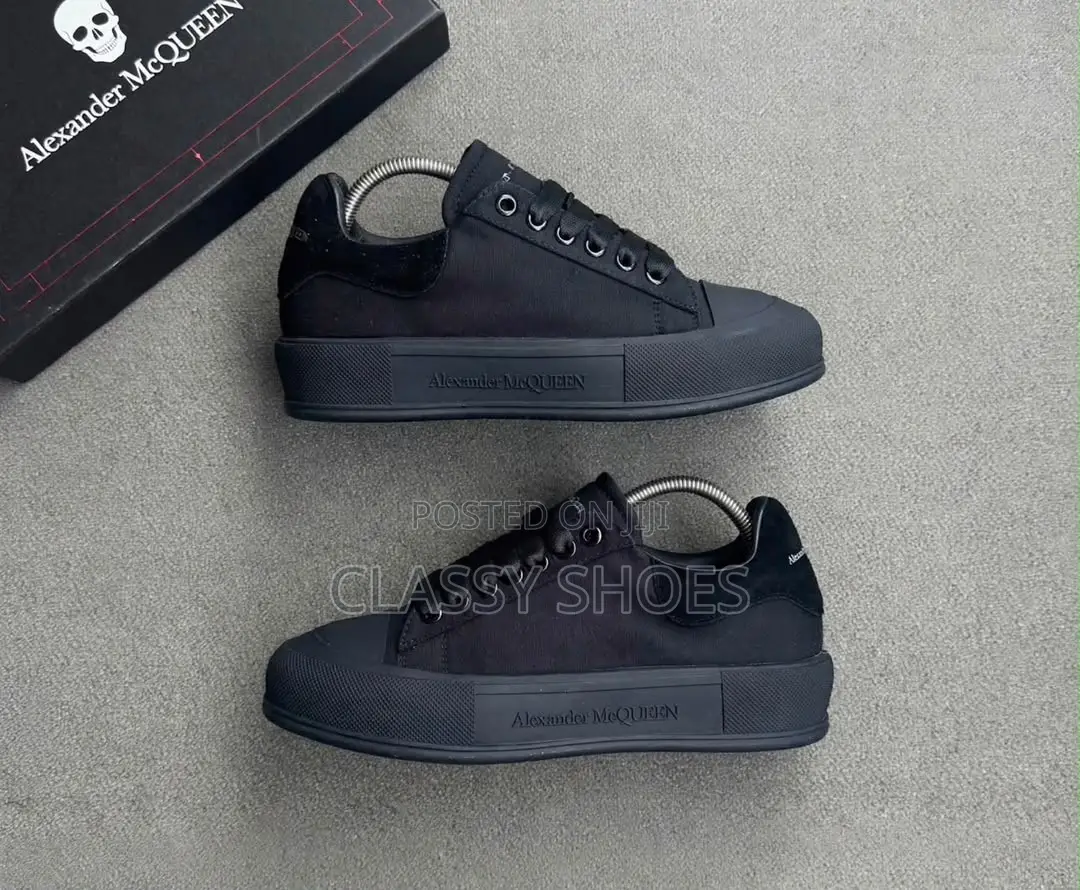 Alexander McQueen All Black