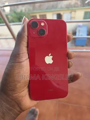 Apple iPhone 13 128 GB Red