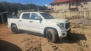 Toyota Tundra SR5 2021 White