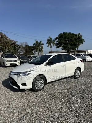 Toyota Yaris 2015 White