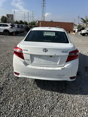 Toyota Yaris 2015 White