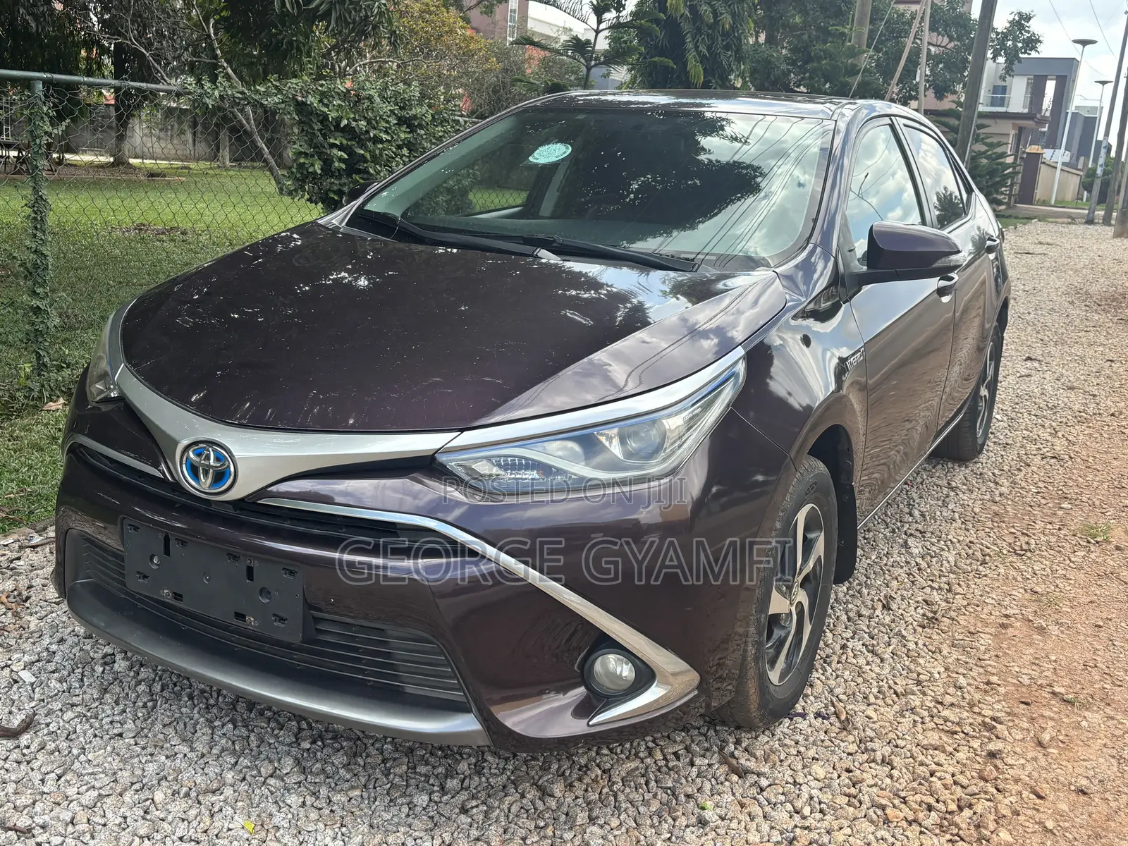 Toyota Corolla SE (1.8L 4cyl 6M) 2018 Burgundy