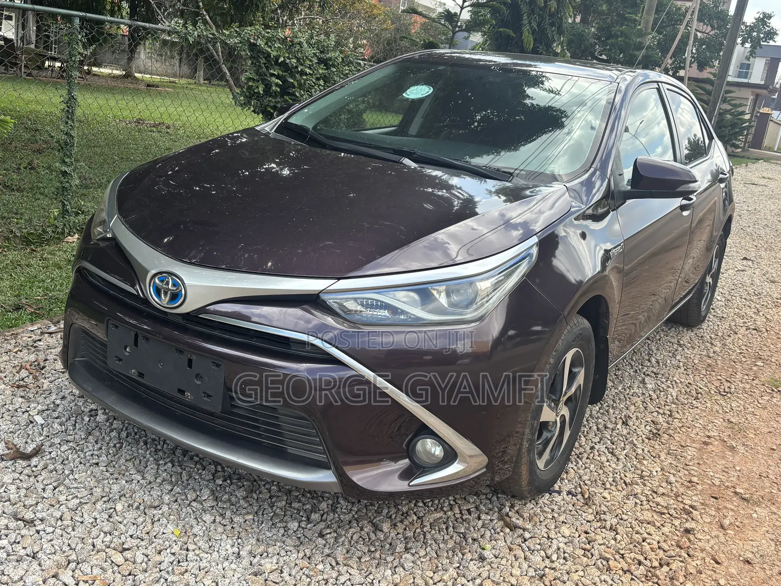 Toyota Corolla SE (1.8L 4cyl 6M) 2018 Burgundy