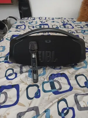 JBL Boom Box 3 Brand New With Micro Very Strong Battery