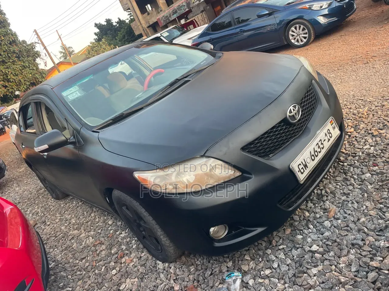 Toyota Corolla LE 4dr Sedan (1.8L 4cyl 4A) 2010 Black
