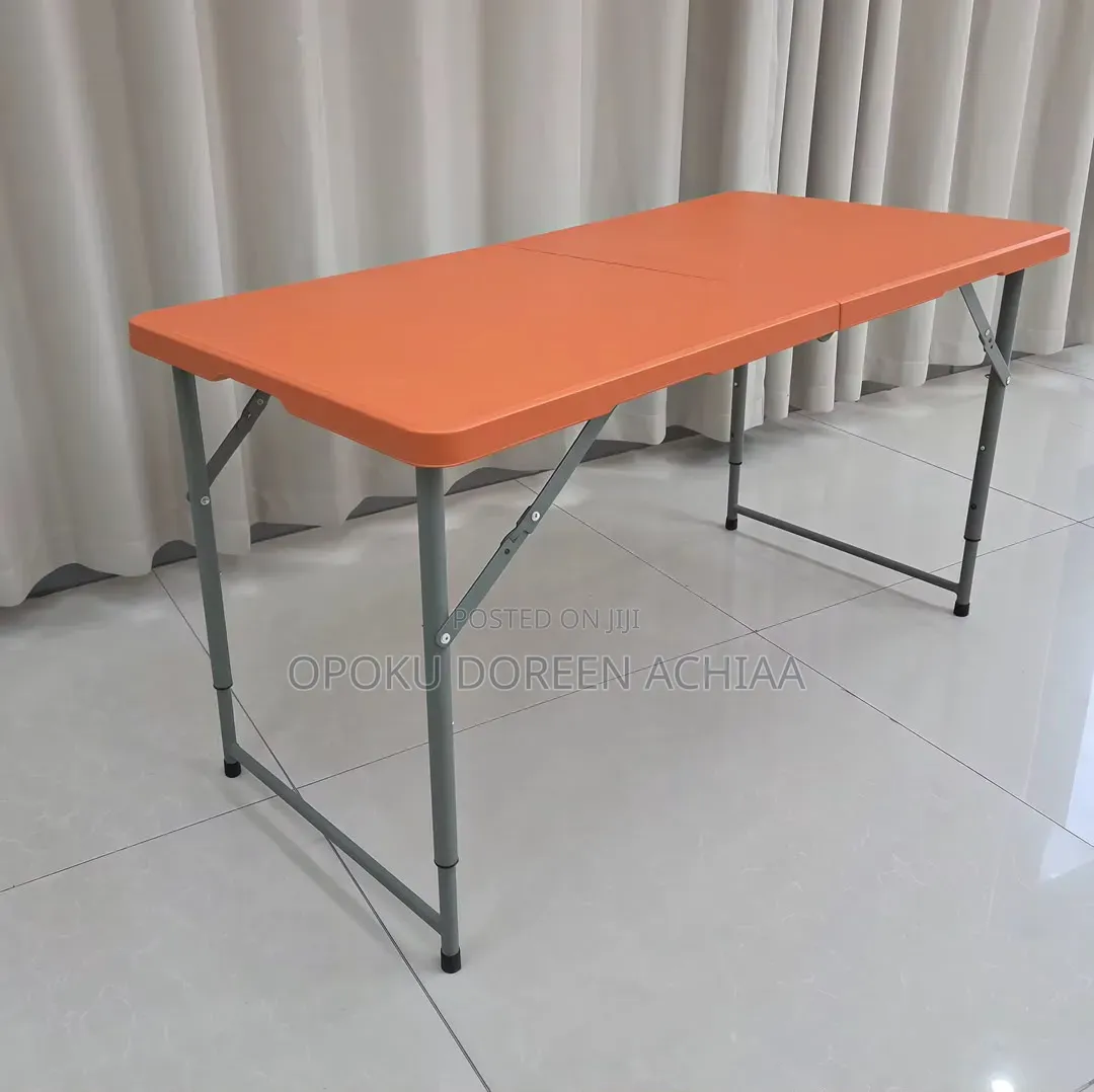 Foldable Table