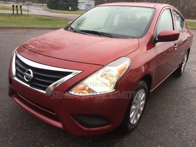 Nissan Versa 2017 Red