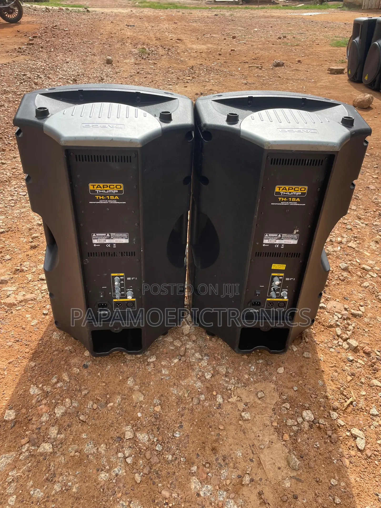 Tapco Mackie Thump TH-15A THUMP