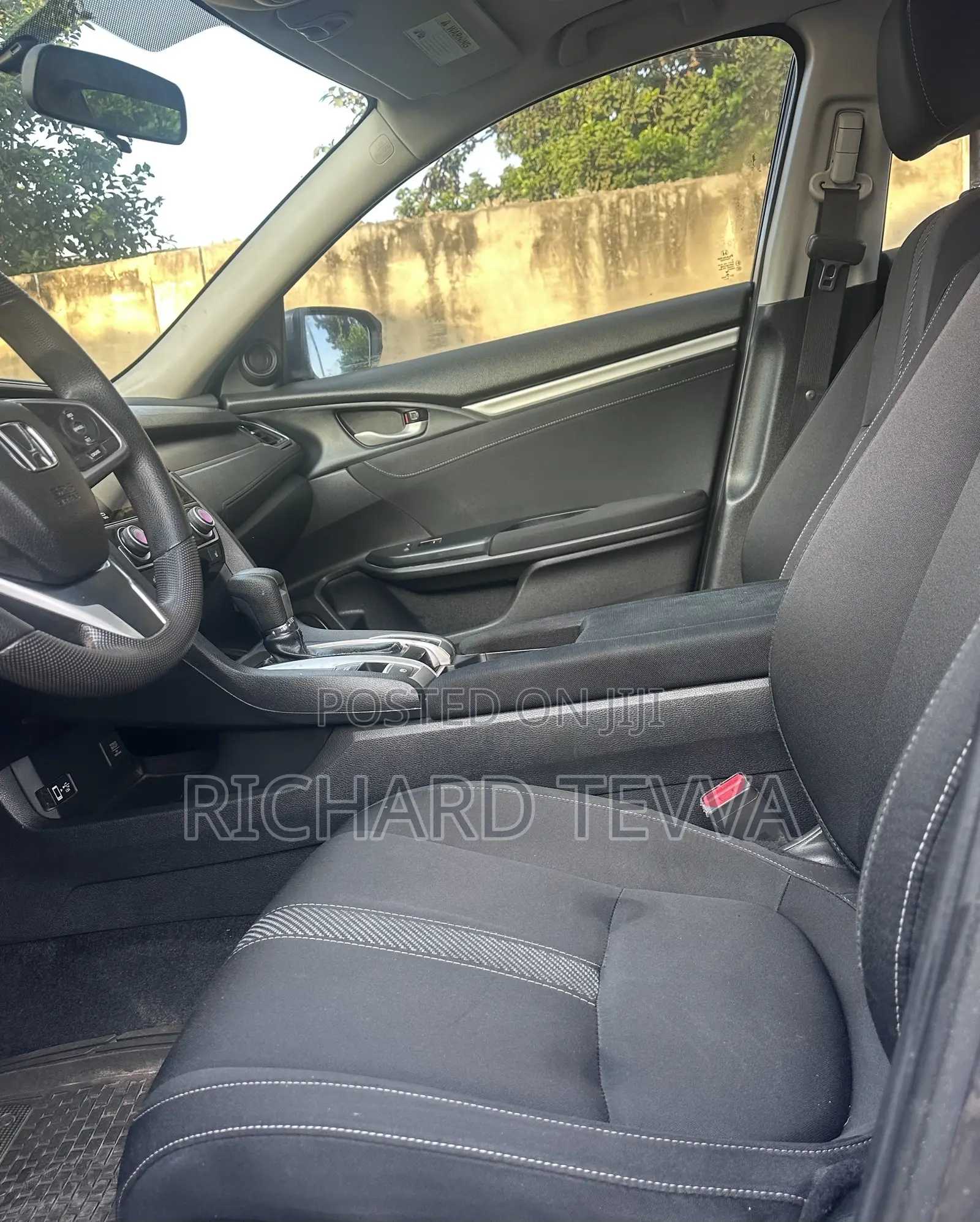 Honda Civic EX-T 4dr Sedan (1.5L 4cyl) 2017 Gray