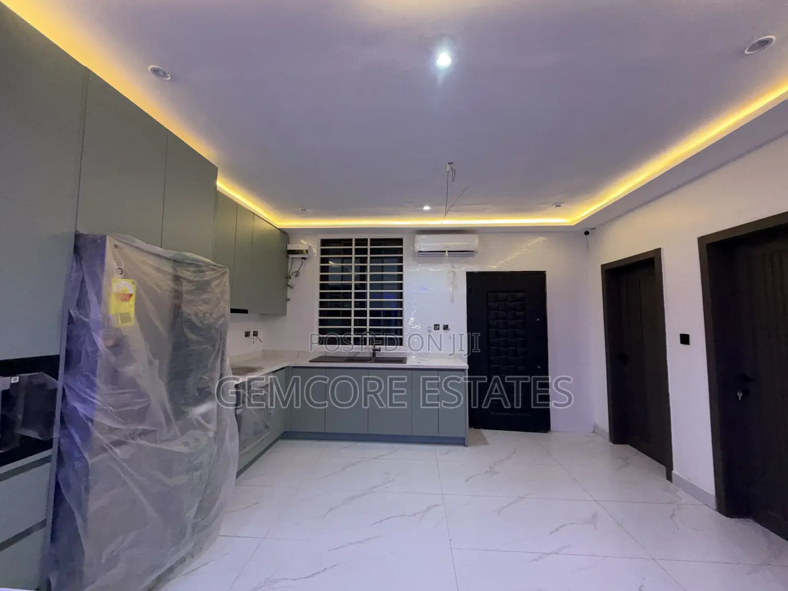 3bdrm House in Little Roses, Ashaley Botwe for sale