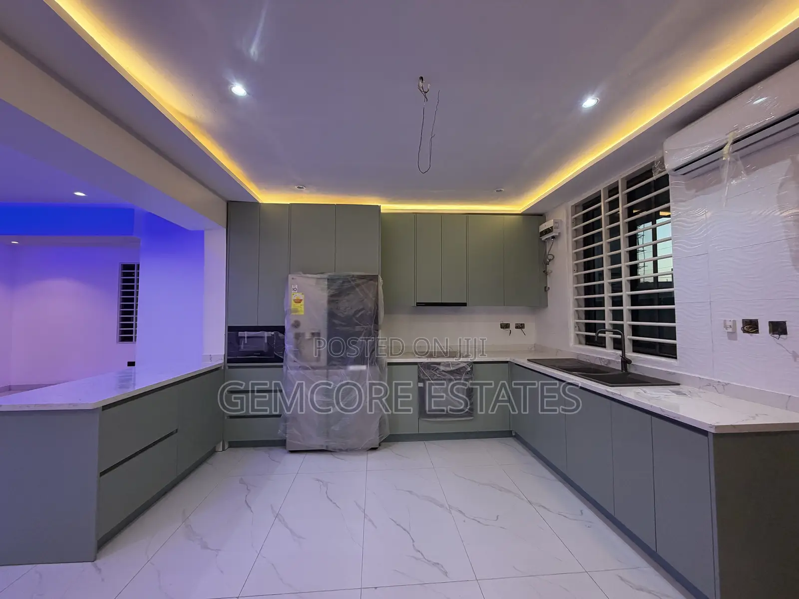 3bdrm House in Little Roses, Ashaley Botwe for sale