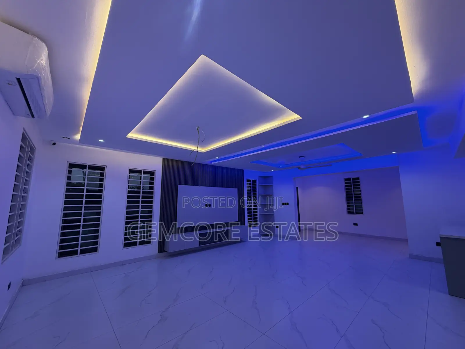 3bdrm House in Little Roses, Ashaley Botwe for sale