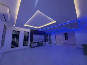 3bdrm House in Little Roses, Ashaley Botwe for sale