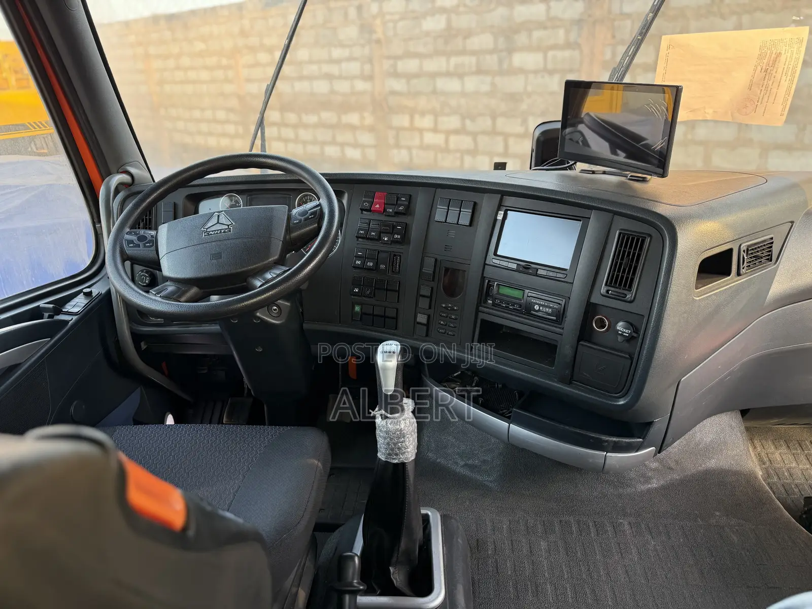 Heavy Duty Truck