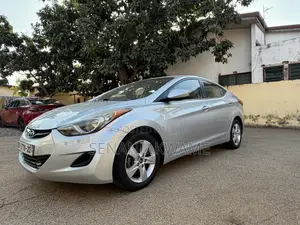 Hyundai Elantra 2013 Silver