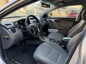 Hyundai Elantra 2013 Silver