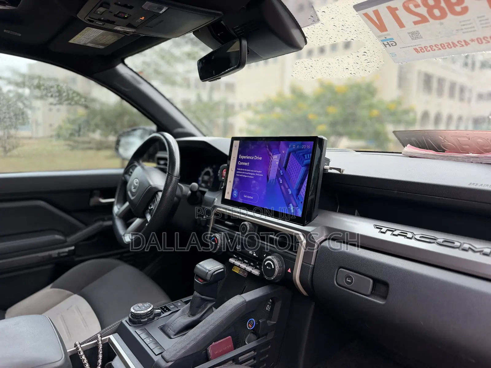 Toyota Tacoma 2024 Black