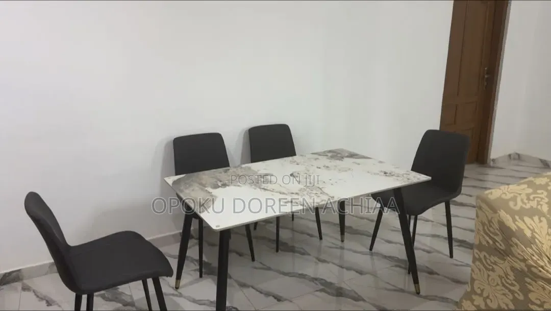 4 Chair Dining Table