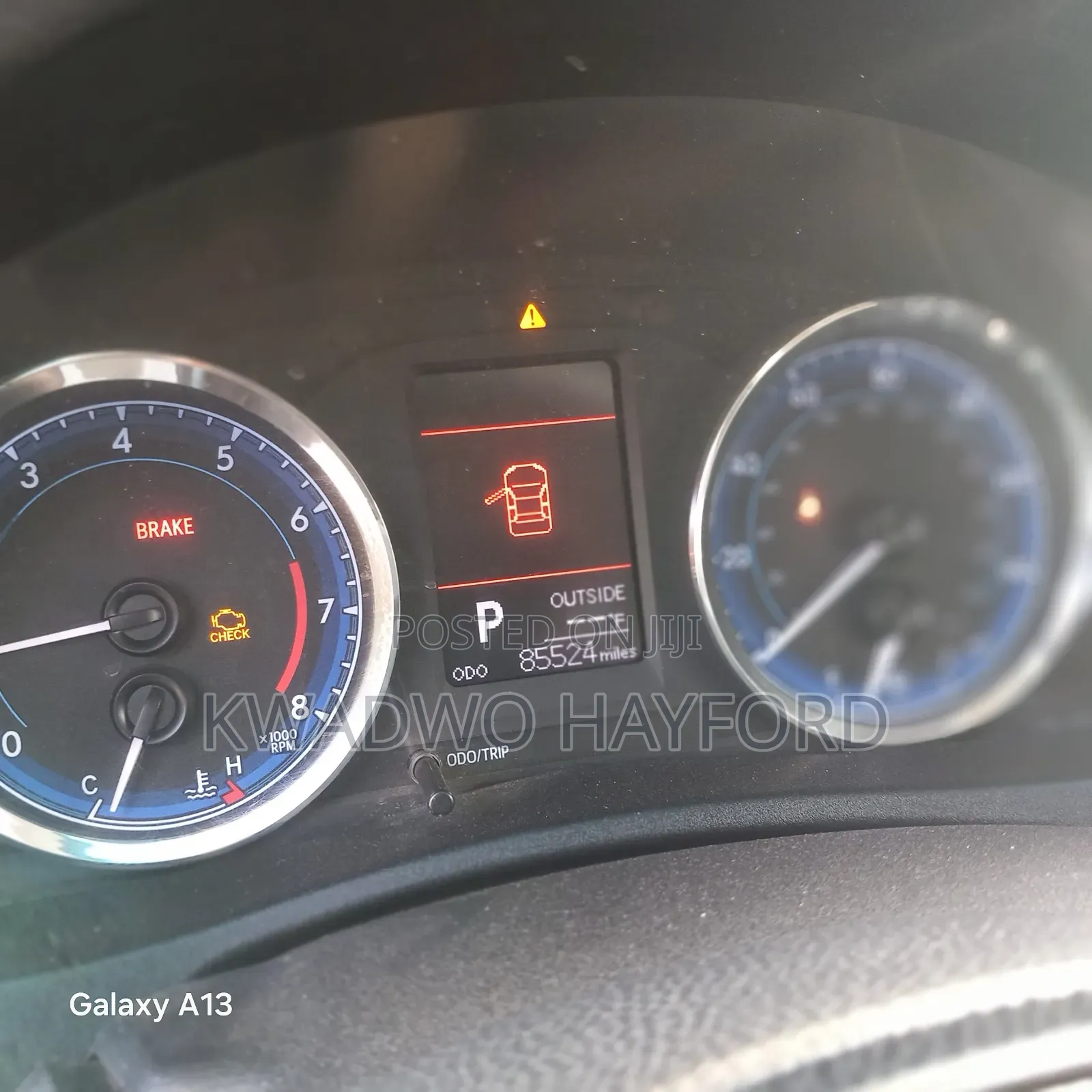 Toyota Corolla LE 4dr Sedan (1.8L 4cyl CVT) 2016 Gray