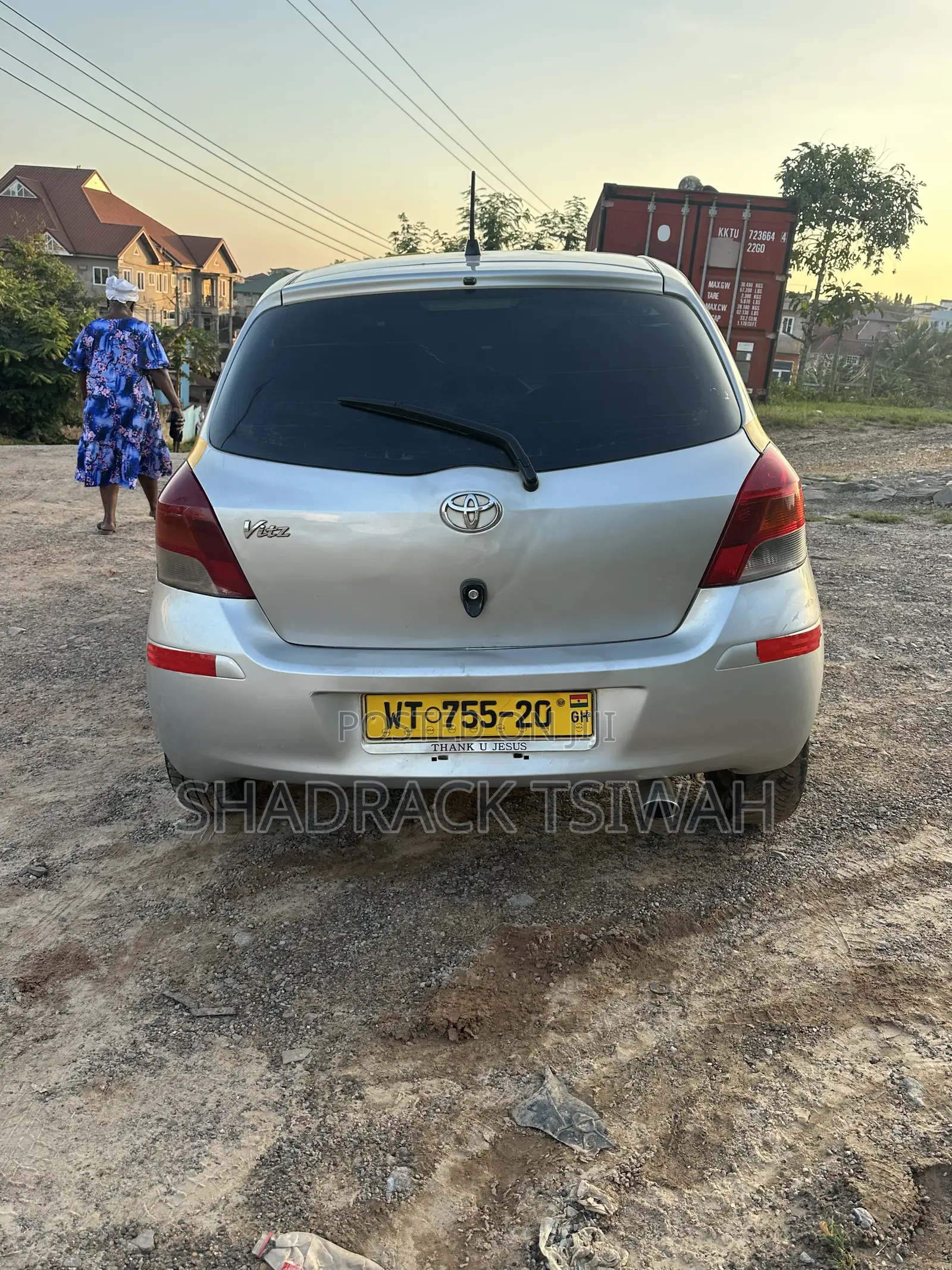 Toyota Vitz 1.0 FWD 3dr 2010 Gray