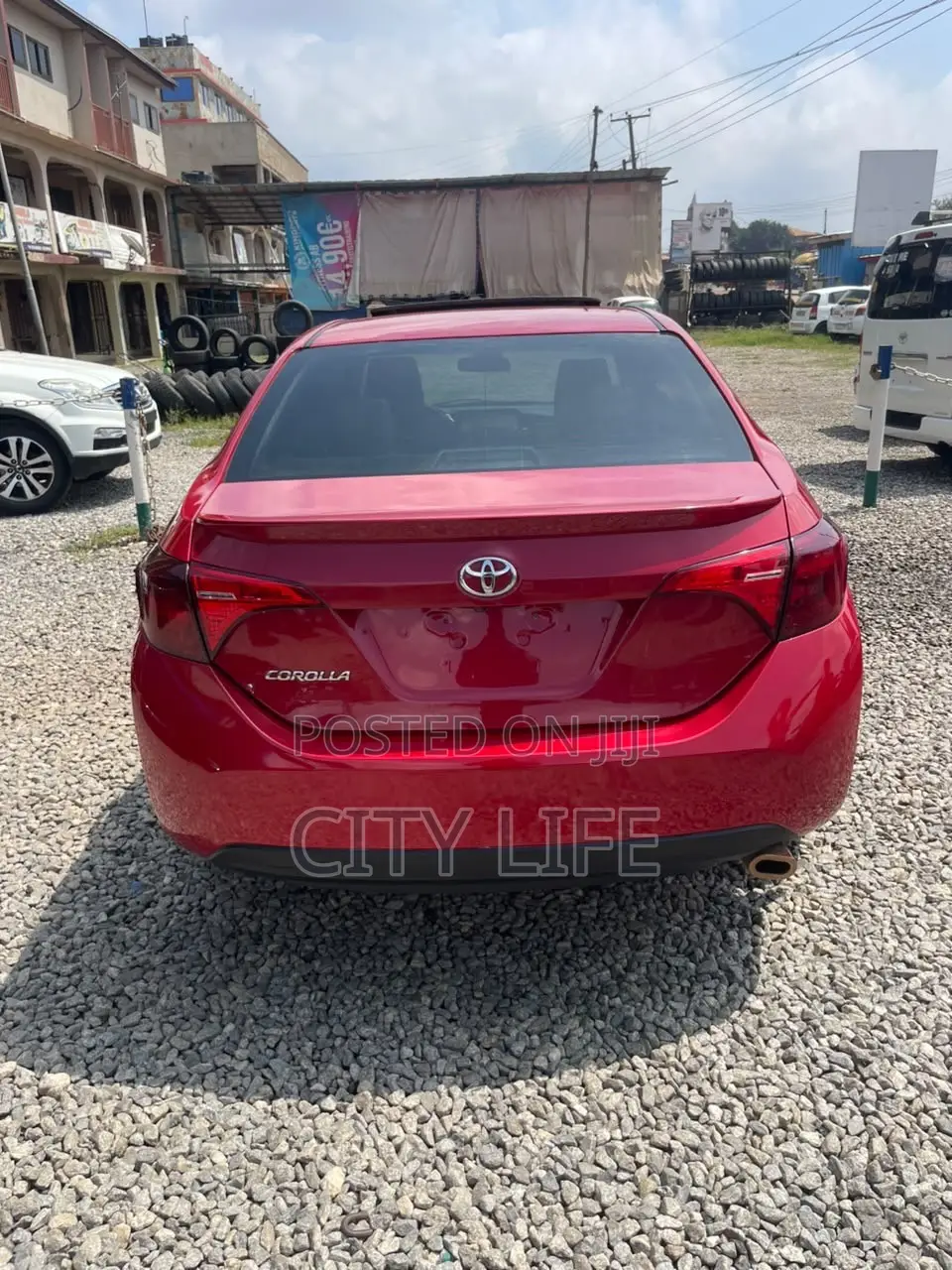 Toyota Corolla XSE (1.8L 4cyl 2A) 2018 Red