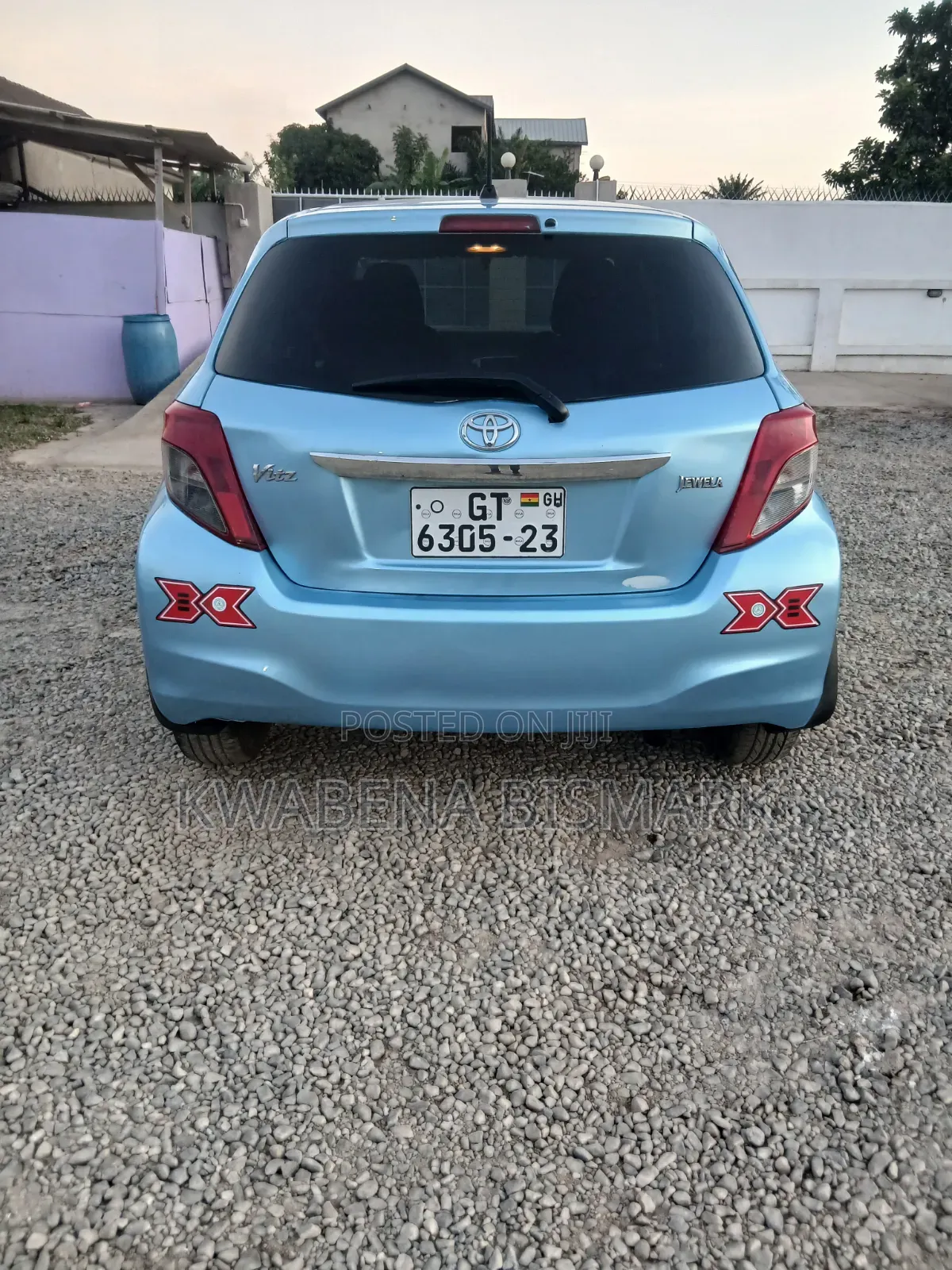 Toyota Vitz 2012 Blue