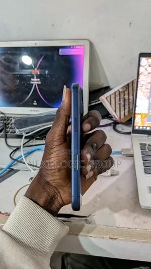 New Apple iPhone 17 Pro 256 GB Blue