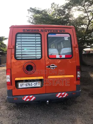 Mercedes-Benz Sprinter 2017 Orange