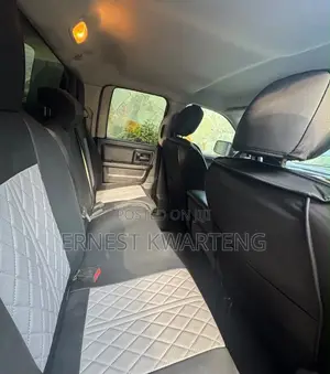 Dodge RAM 2017 Silver