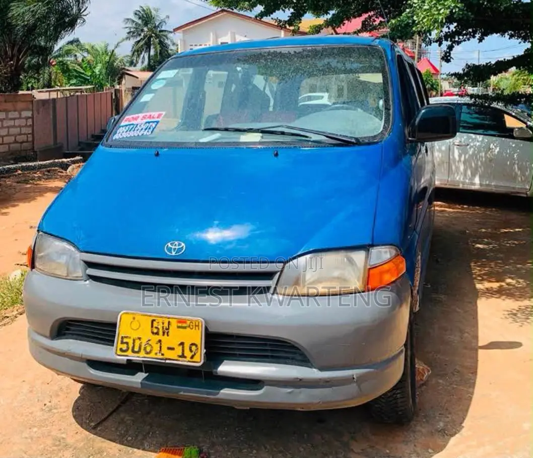 Toyota HiAce 2004 Blue