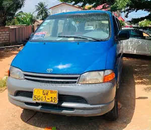 Toyota HiAce 2004 Blue