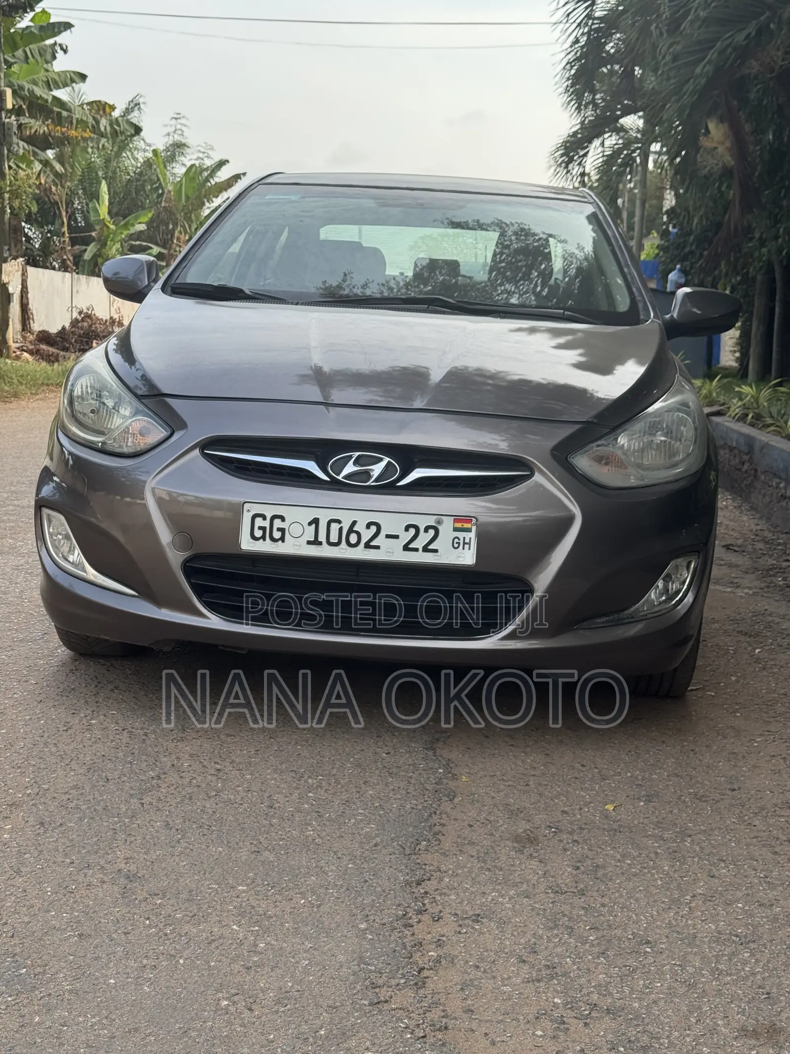 Hyundai Accent SE Automatic 2012 Beige