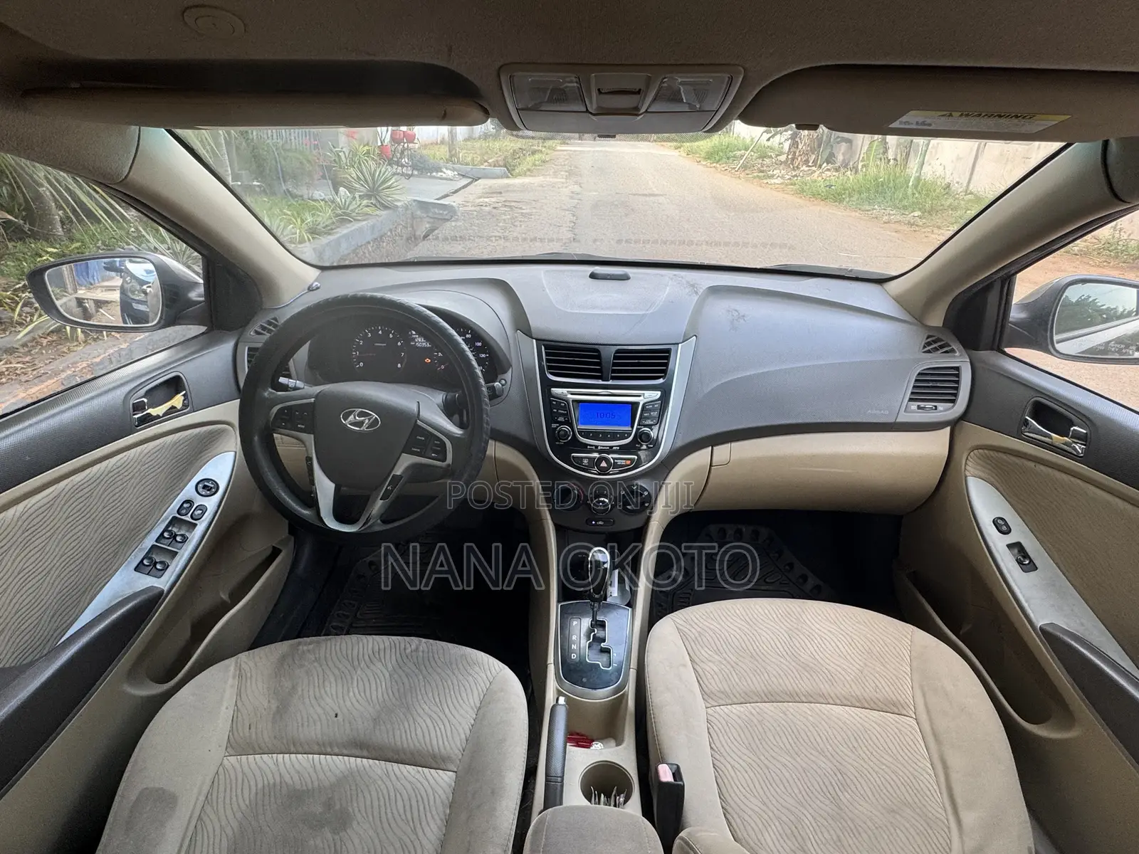 Hyundai Accent SE Automatic 2012 Beige