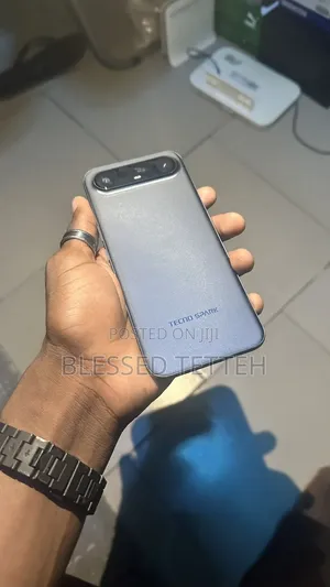 Tecno Spark Slim 256 GB Black