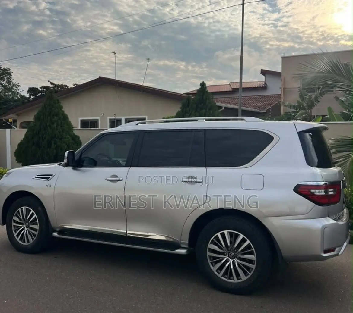 Nissan Patrol 2017 Gray