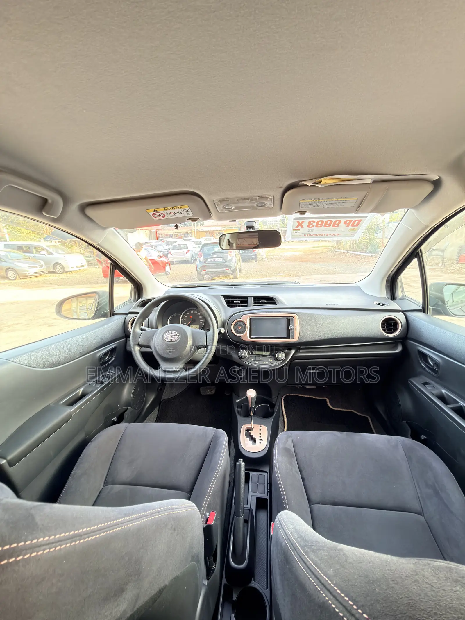 Toyota Vitz 1.3 FWD 5dr 2013 Purple