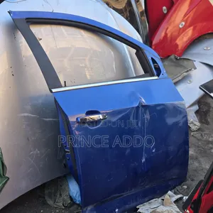 Chevrolet Sonic Doors