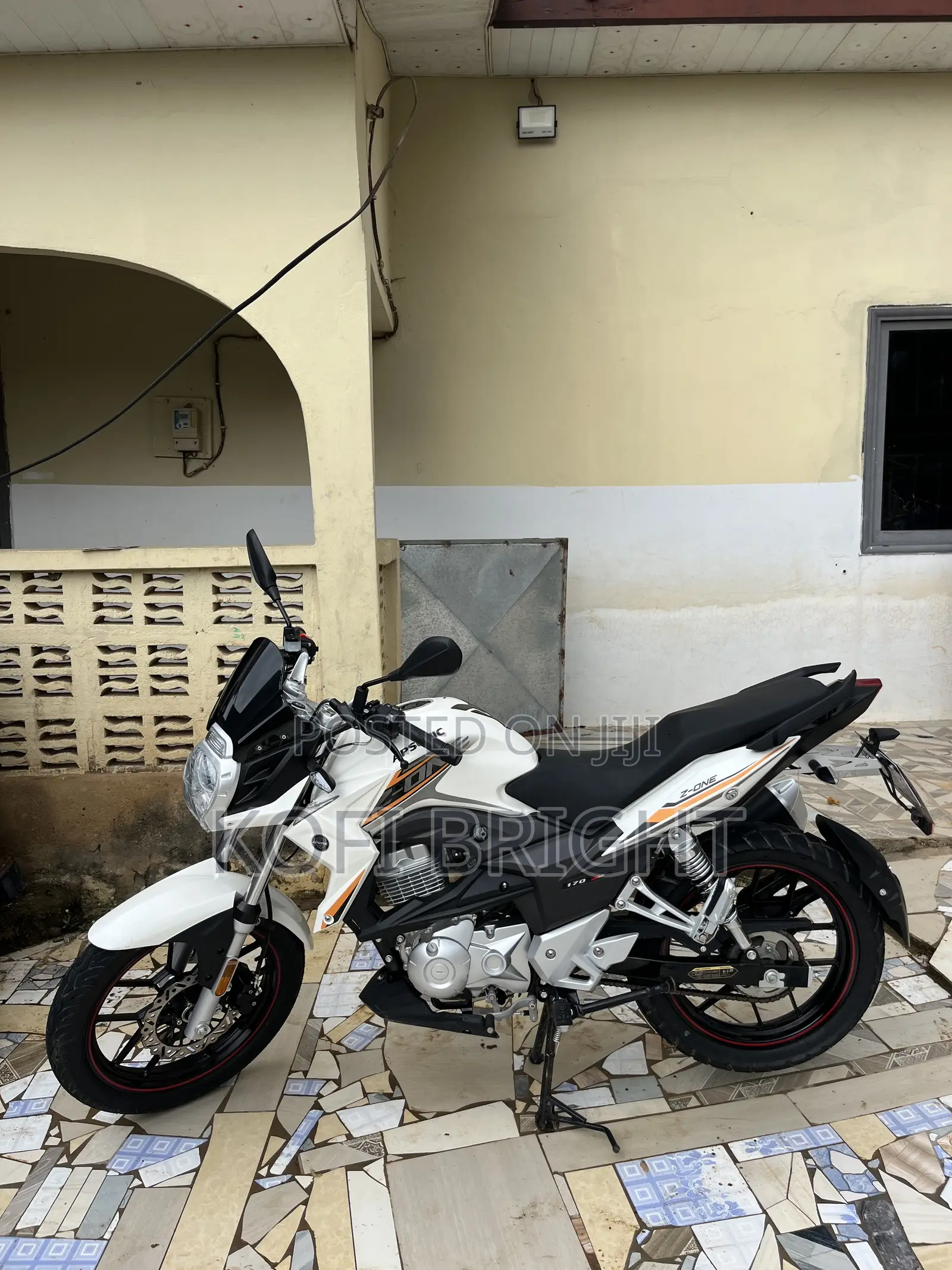 Apsonic AP Z-ONE 2025 White
