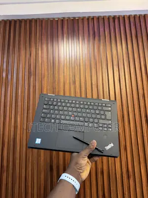 Laptop Lenovo ThinkPad X1 Yoga 16GB Intel Core i7 SSD 256GB