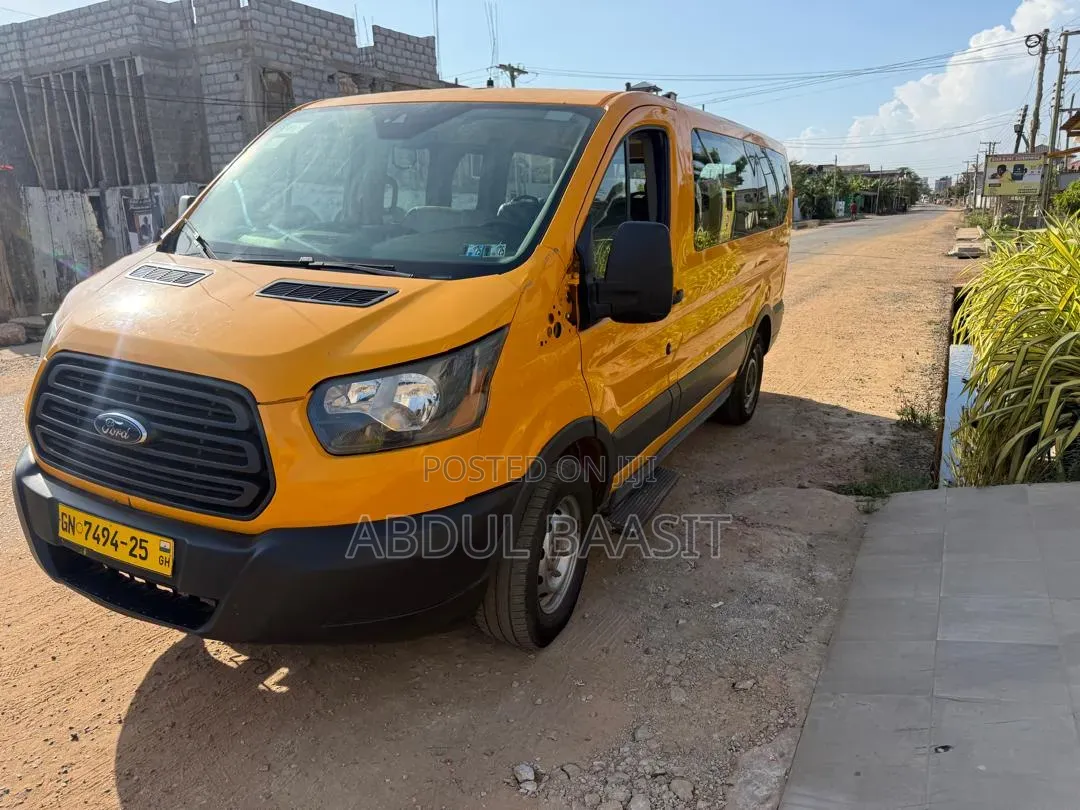 Ford Transit 2017 Yellow