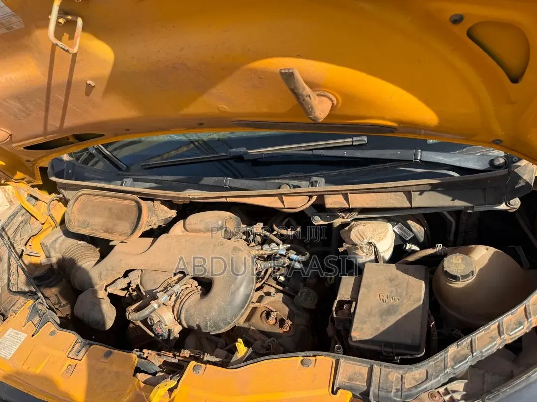 Ford Transit 2017 Yellow