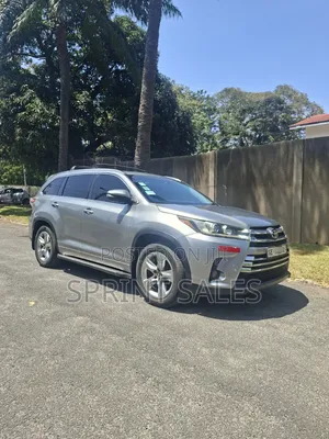 Toyota Highlander XLE V6 4x4 (3.5L 6cyl 6A) 2016 Gray