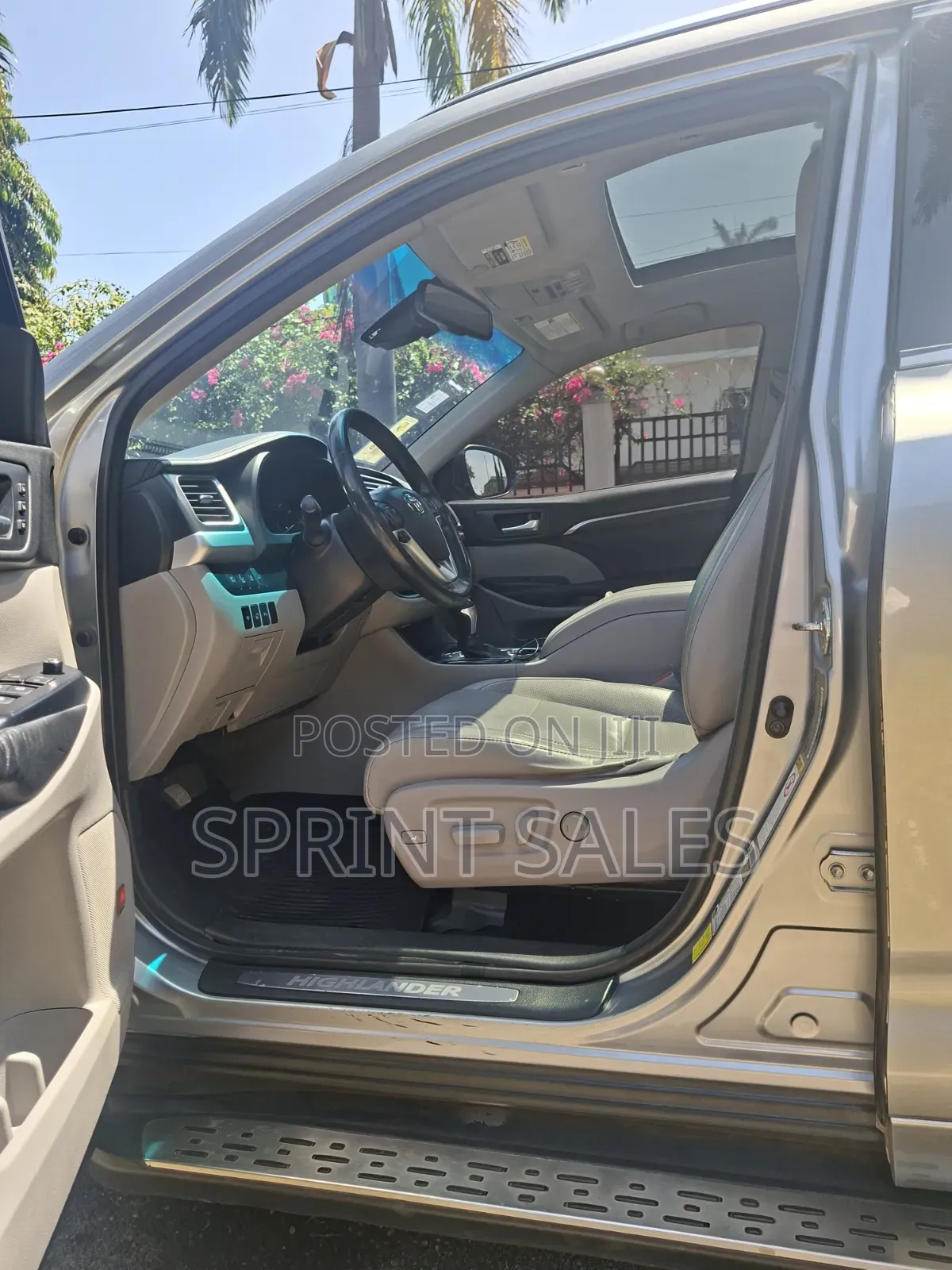 Toyota Highlander XLE V6 4x4 (3.5L 6cyl 6A) 2016 Gray