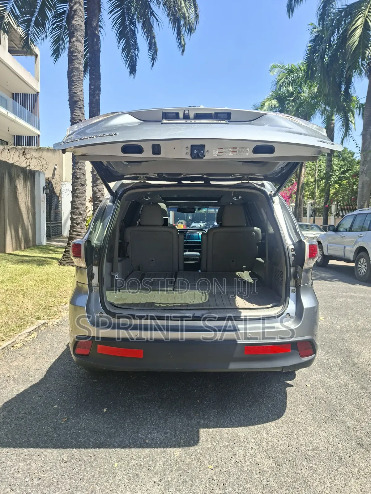 Toyota Highlander XLE V6 4x4 (3.5L 6cyl 6A) 2016 Gray