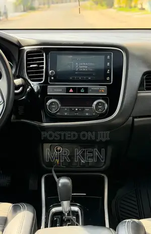 Mitsubishi Outlander LE AWC 2019 Black